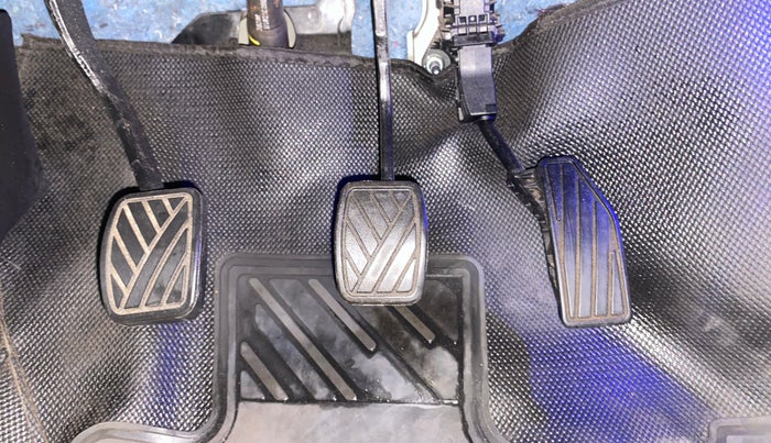 2021 Maruti Swift VXI, Petrol, Manual, 11,860 km, Pedals