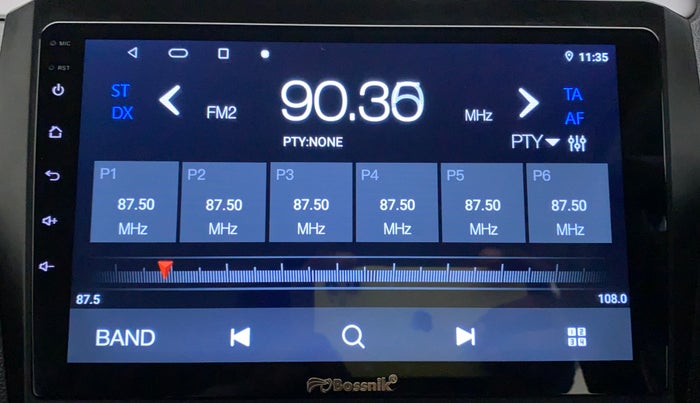 2021 Maruti Swift VXI, Petrol, Manual, 11,860 km, Infotainment System