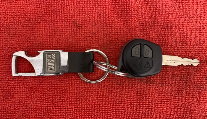 2021 Maruti Swift VXI, Petrol, Manual, 11,860 km, Key Close Up