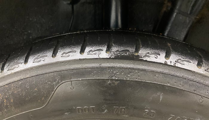 2022 Hyundai GRAND I10 NIOS ASTA 1.2 KAPPA VTVT, Petrol, Manual, 44,686 km, Left Rear Tyre Tread