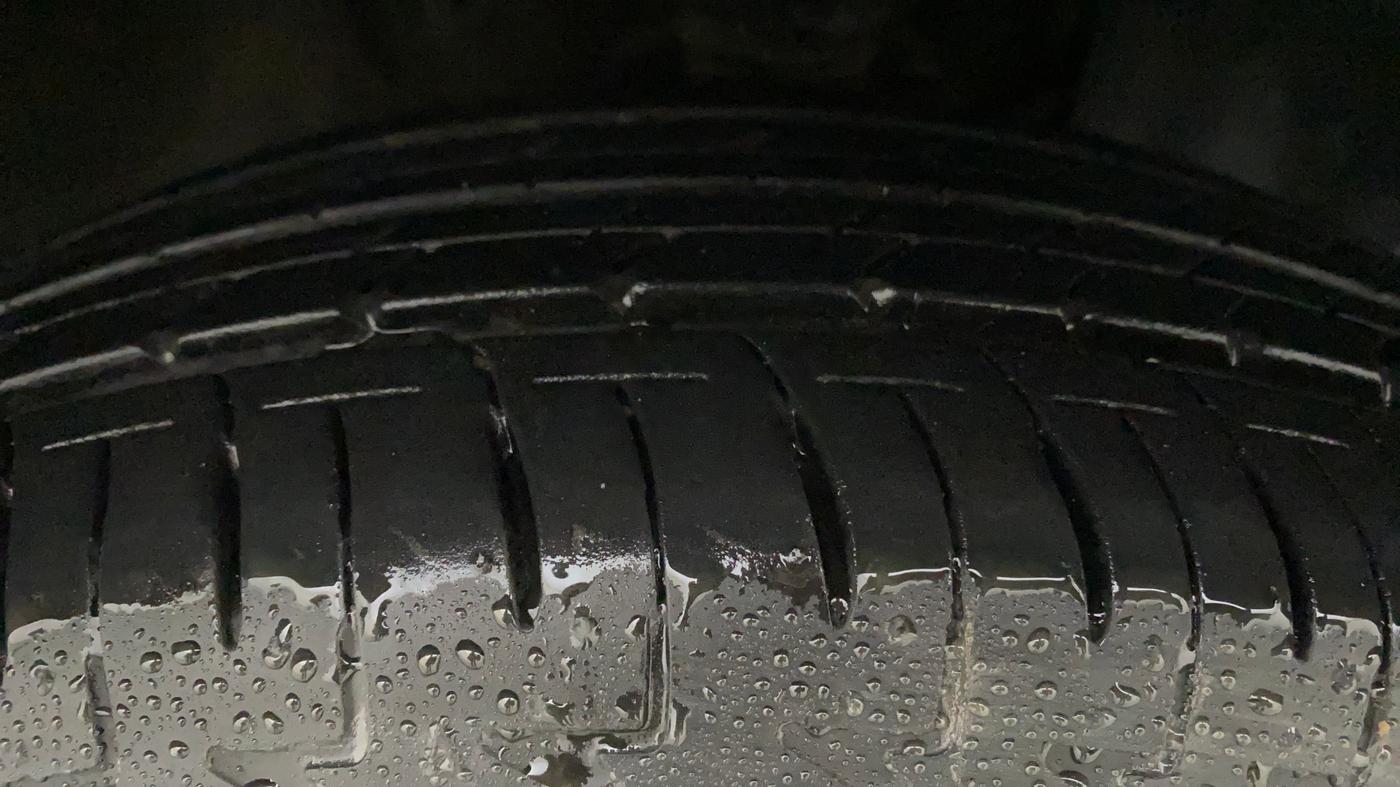 2022 Maruti IGNIS DELTA 1.2, Petrol, Manual, 8,700 km, Right Front Tyre Tread