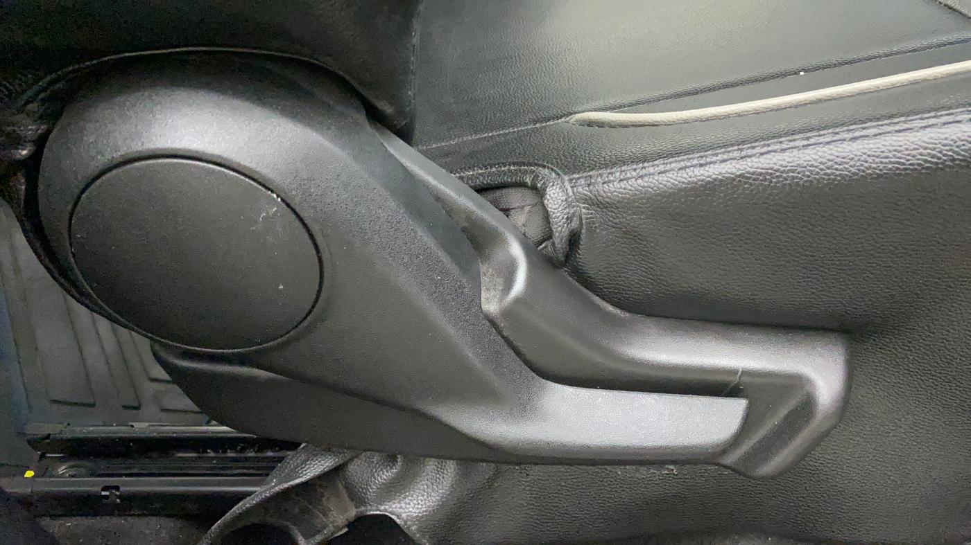 2022 Maruti IGNIS DELTA 1.2, Petrol, Manual, 8,700 km, Driver Side Adjustment Panel