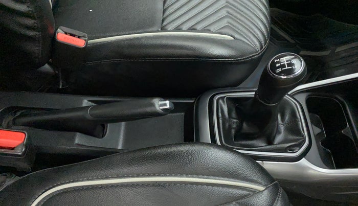 2022 Maruti IGNIS DELTA 1.2, Petrol, Manual, 8,700 km, Gear Lever