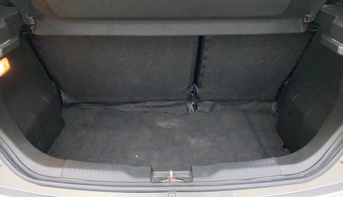 2022 Maruti IGNIS DELTA 1.2, Petrol, Manual, 8,700 km, Boot Inside