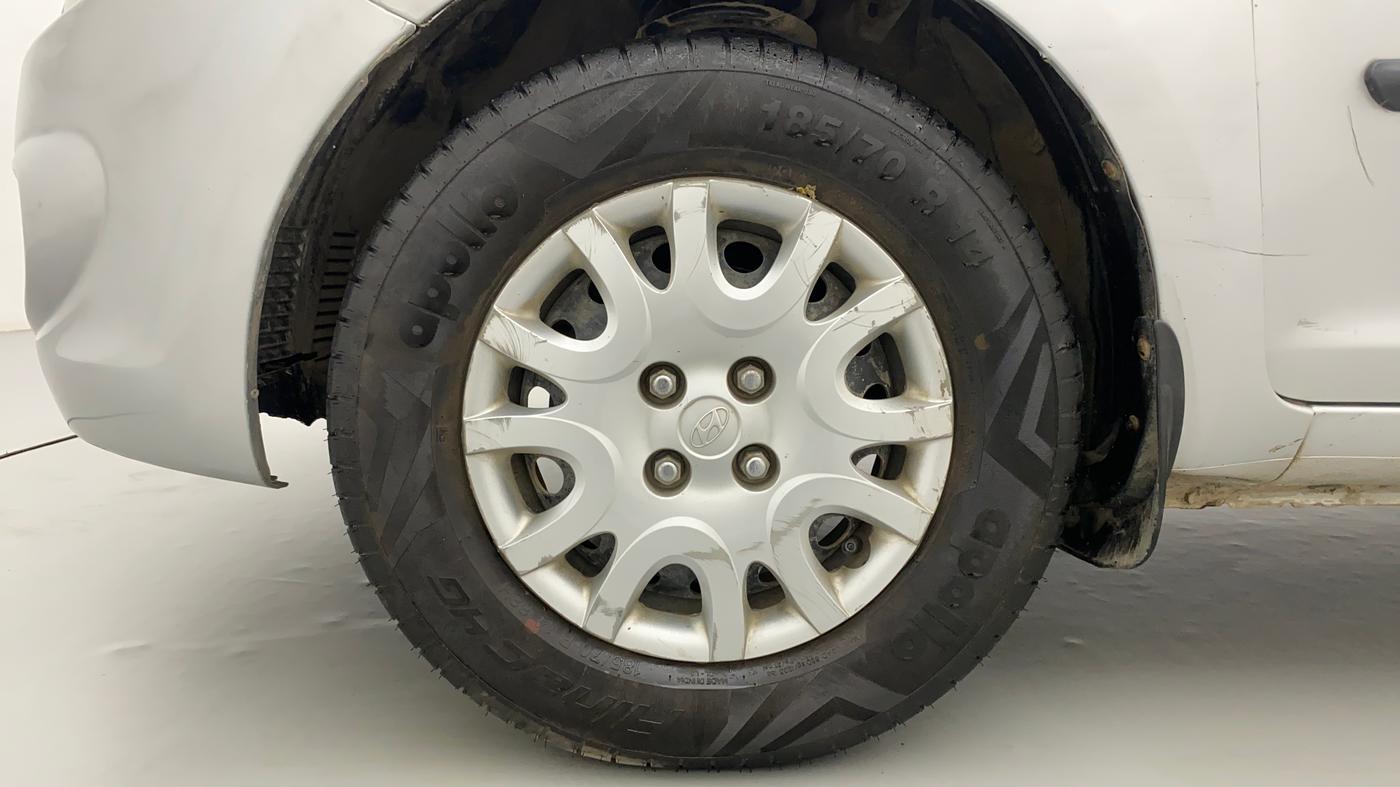 2011 Hyundai i20 MAGNA (O) 1.2, Petrol, Manual, 47,249 km, Left Front Wheel