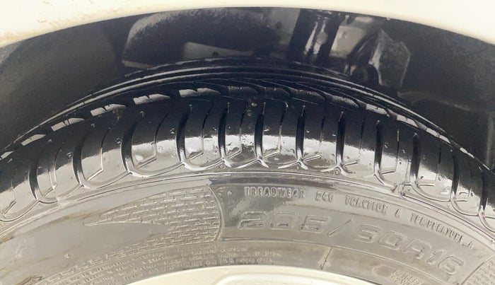 2019 Ford Ecosport TITANIUM + 1.5L PETROL, Petrol, Manual, 25,128 km, Left Front Tyre Tread
