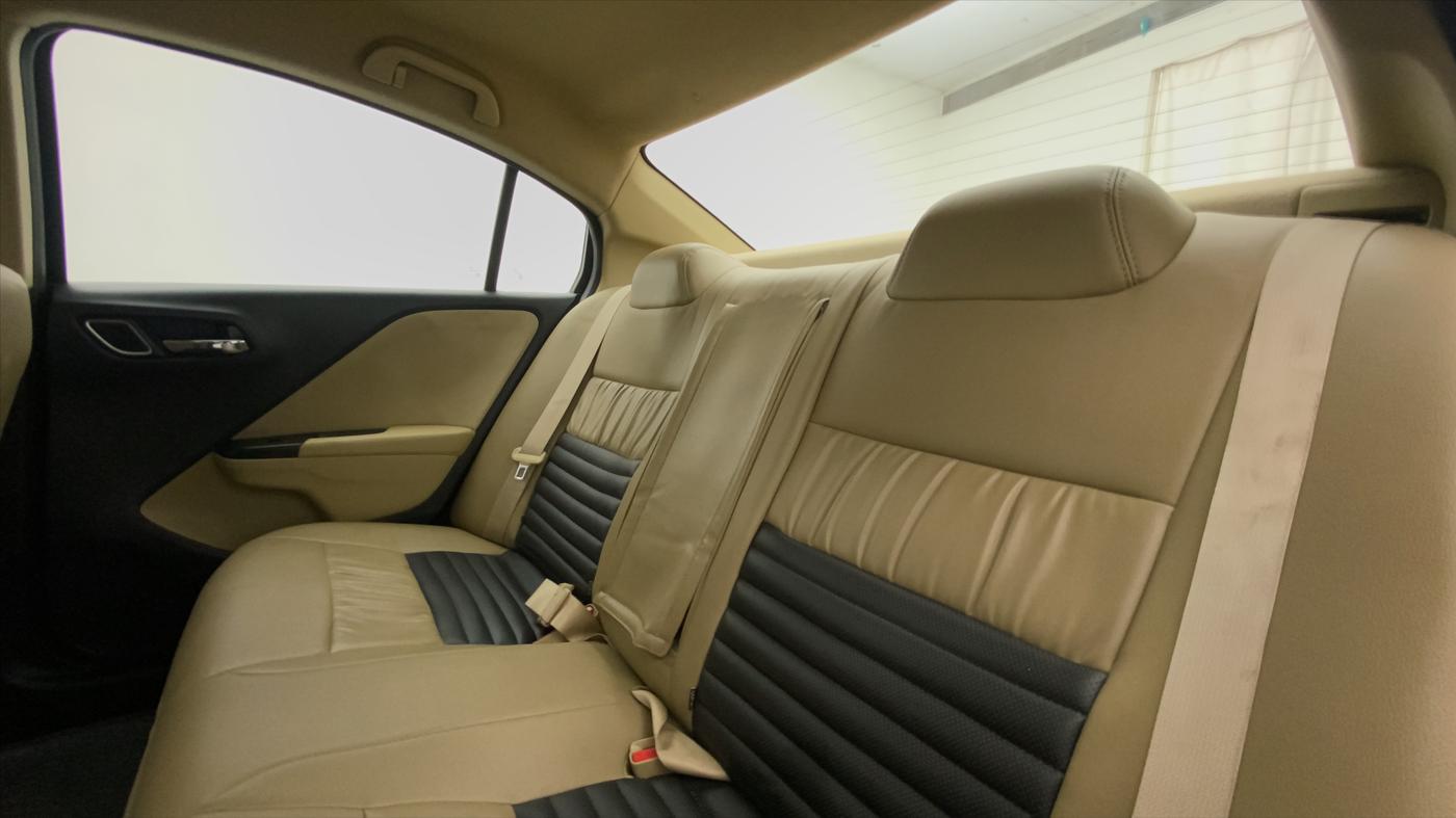 2018 Honda City 1.5L I-VTE V CVT, Petrol, Automatic, 63,253 km, Right Side Rear Door Cabin