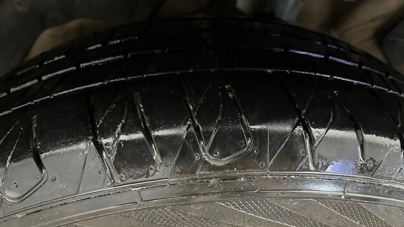 2019 MG HECTOR SHARP 1.5 DCT PETROL, Petrol, Automatic, 56,358 km, Left Front Tyre Tread