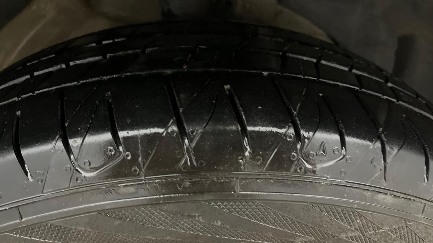 2019 MG HECTOR SHARP 1.5 DCT PETROL, Petrol, Automatic, 56,358 km, Right Front Tyre Tread