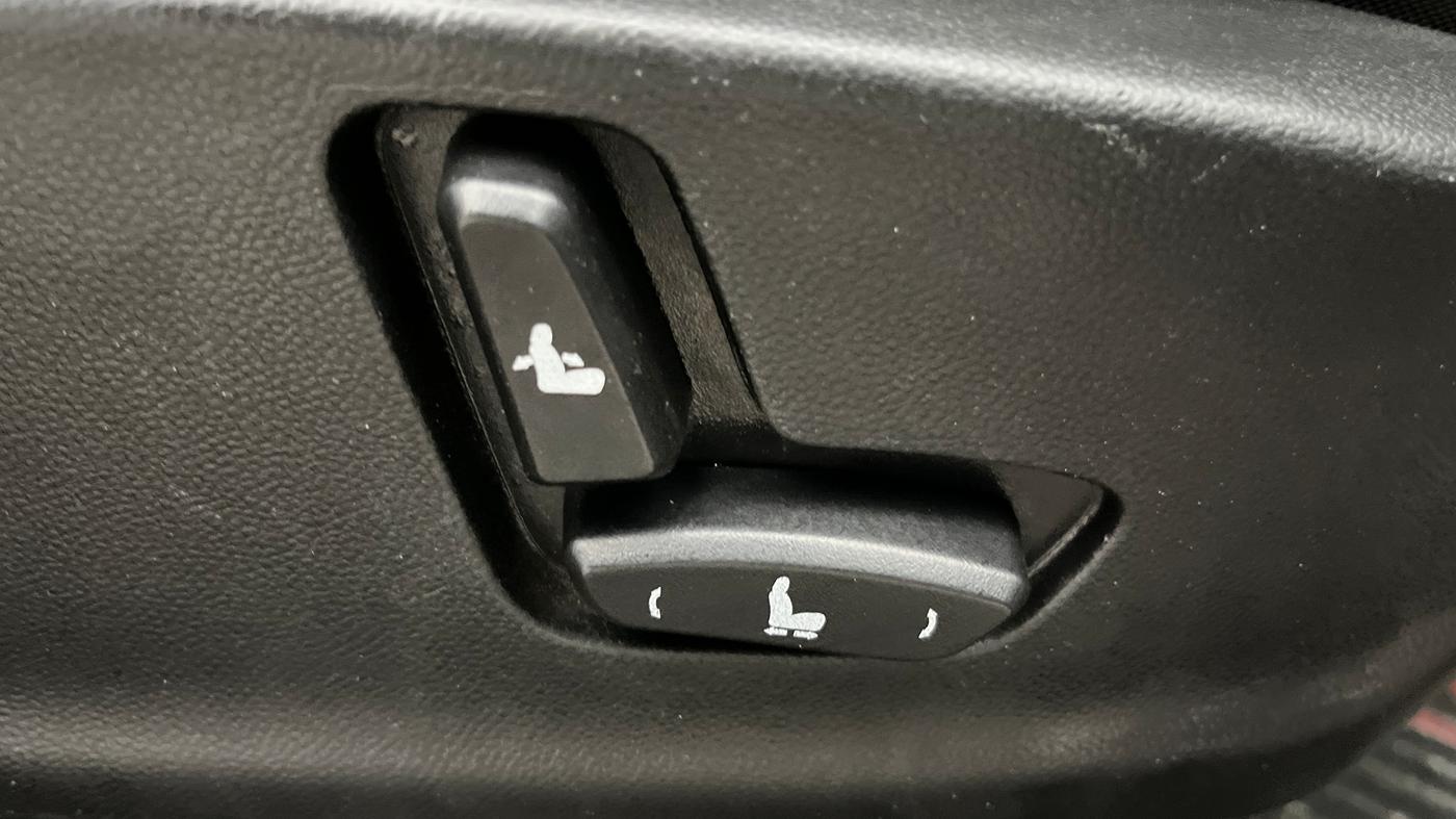 2019 MG HECTOR SHARP 1.5 DCT PETROL, Petrol, Automatic, 56,358 km, Driver Side Adjustment Panel
