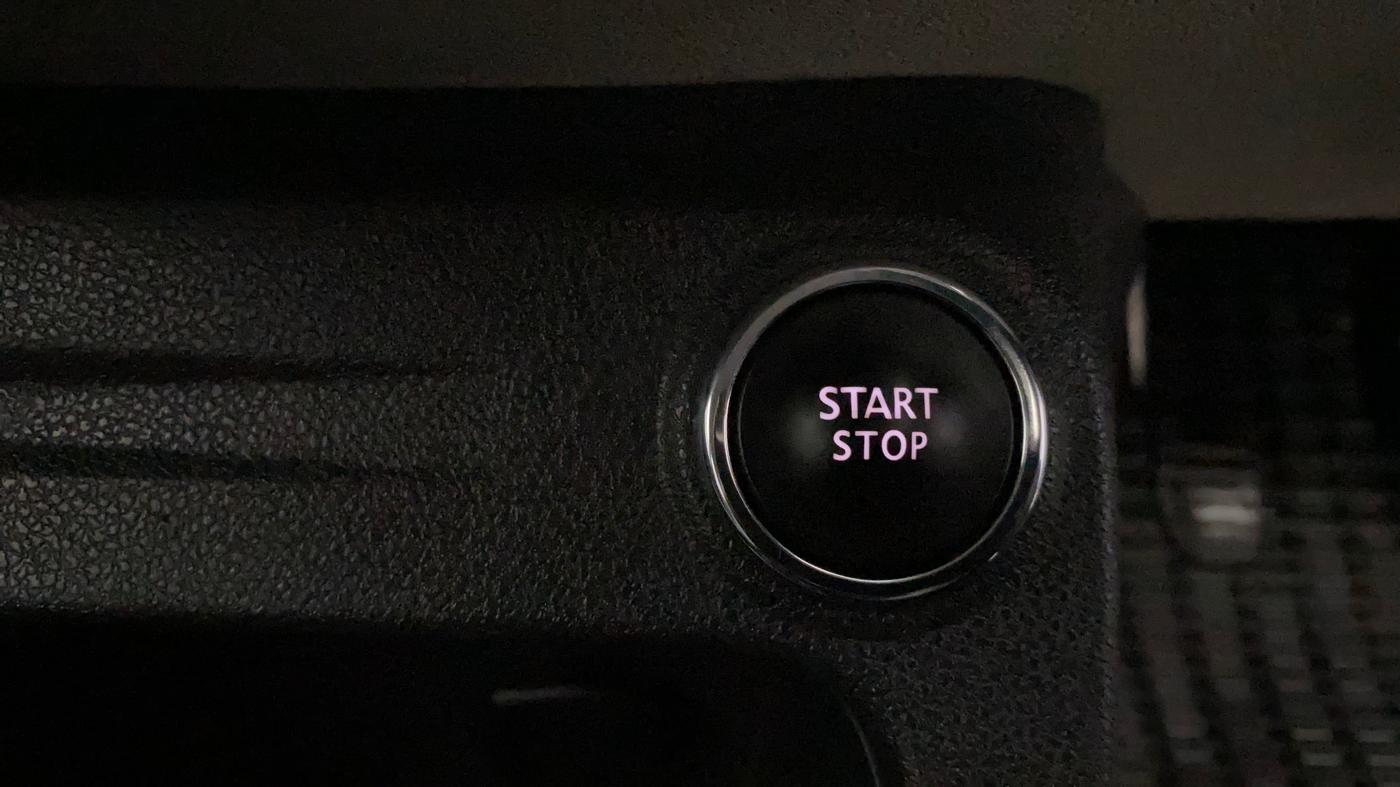 2019 Renault Captur RXE DIESEL, Diesel, Manual, 1,34,891 km, Keyless Start/ Stop Button