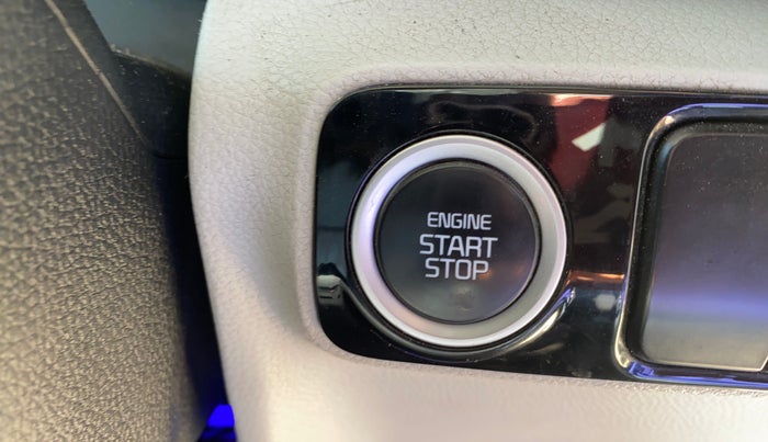 2021 KIA SONET HTX 1.0 IMT, Petrol, Manual, 52,216 km, Keyless Start/ Stop Button