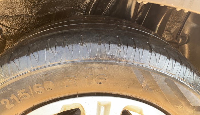 2021 KIA SONET HTX 1.0 IMT, Petrol, Manual, 52,216 km, Left Rear Tyre Tread