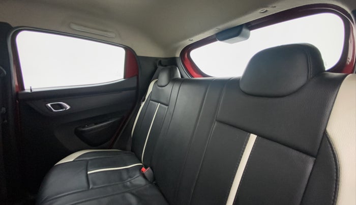 2019 Renault Kwid RXT 1.0 EASY-R AT OPTION, Petrol, Automatic, 51,376 km, Right Side Rear Door Cabin