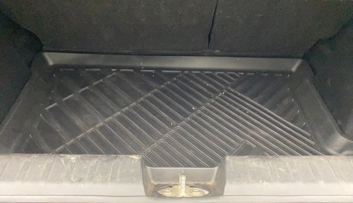 2019 Toyota Glanza V CVT, Petrol, Automatic, 53,390 km, Boot Inside