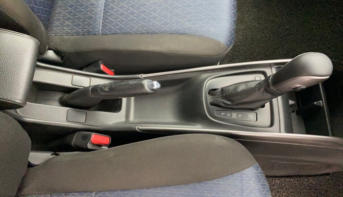 2019 Toyota Glanza V CVT, Petrol, Automatic, 53,390 km, Gear Lever