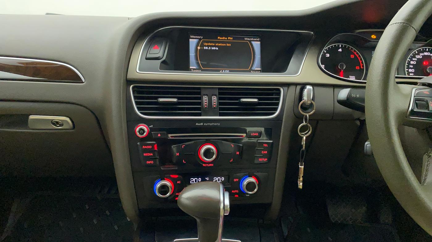 2014 Audi A4 2.0 TDI S LINE, Diesel, Automatic, 57,485 km, Air Conditioner