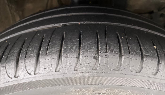 2018 Honda WR-V 1.5 i-DTEC VX MT, Diesel, Manual, 56,946 km, Right Front Tyre Tread