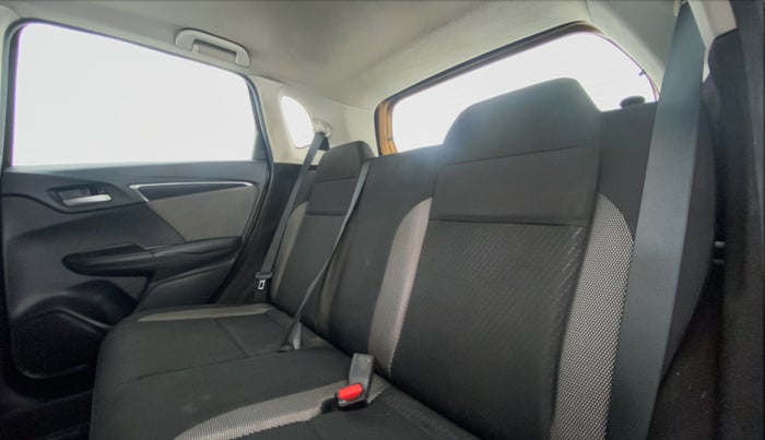 2018 Honda WR-V 1.5 i-DTEC VX MT, Diesel, Manual, 56,946 km, Right Side Rear Door Cabin