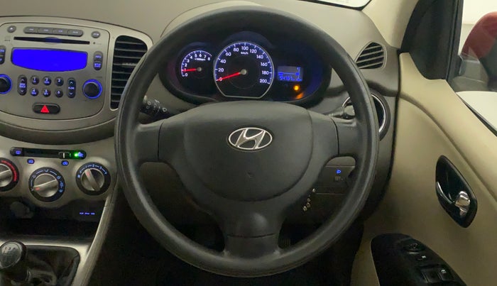 2013 Hyundai i10 SPORTZ 1.2, CNG, Manual, 54,767 km, Steering Wheel Close Up