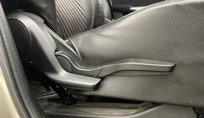 2018 Maruti Swift ZXI AMT, Petrol, Automatic, 48,561 km, Driver Side Adjustment Panel