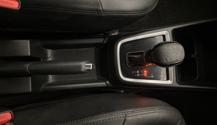 2018 Maruti Swift ZXI AMT, Petrol, Automatic, 48,561 km, Gear Lever