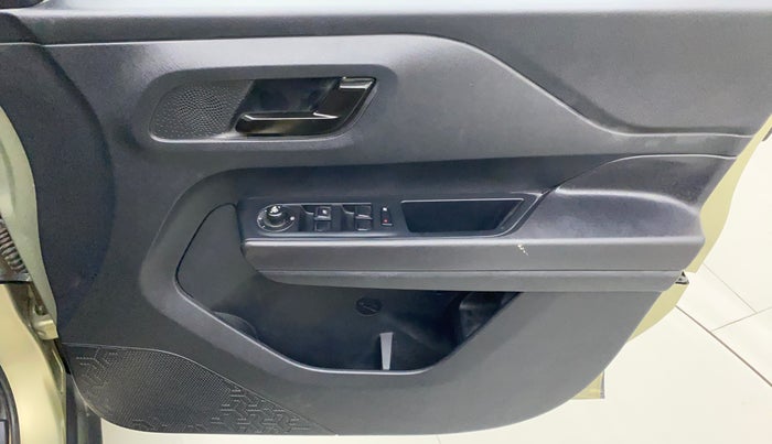 2022 Tata PUNCH CREATIVE 1.2 MT KAZIRANGA EDITION , Petrol, Manual, 14,011 km, Driver Side Door Panels Control