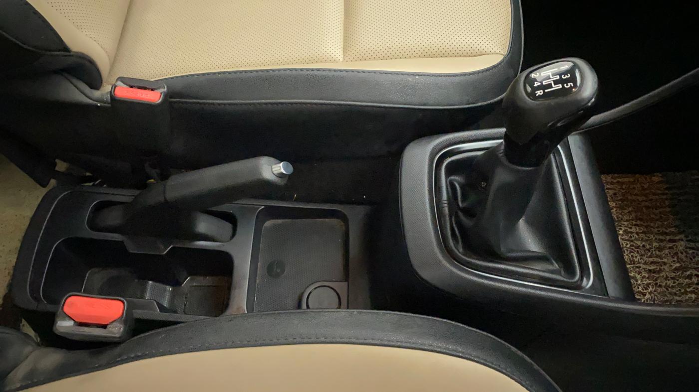 2022 Tata PUNCH CREATIVE 1.2 MT KAZIRANGA EDITION , Petrol, Manual, 14,011 km, Gear Lever