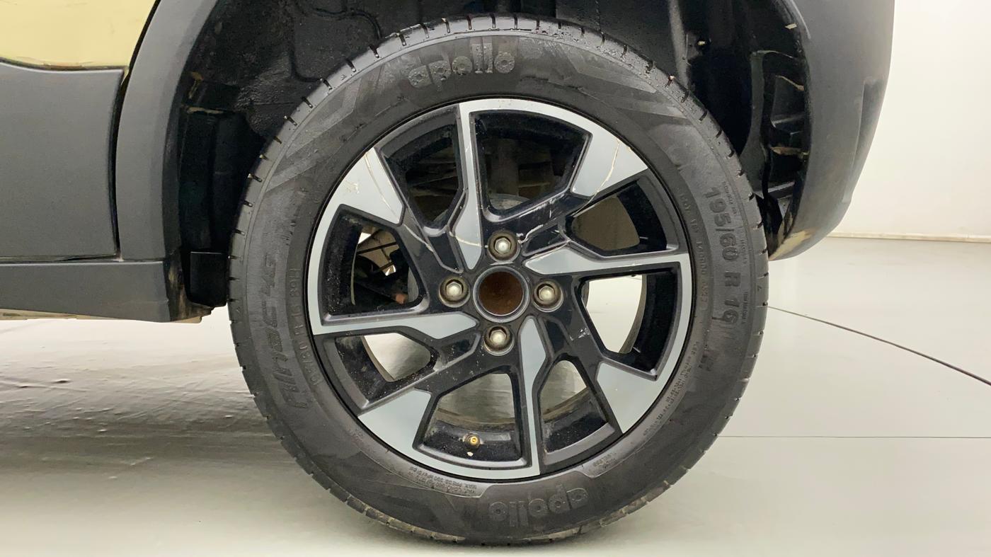 2022 Tata PUNCH CREATIVE 1.2 MT KAZIRANGA EDITION , Petrol, Manual, 14,011 km, Left Rear Wheel