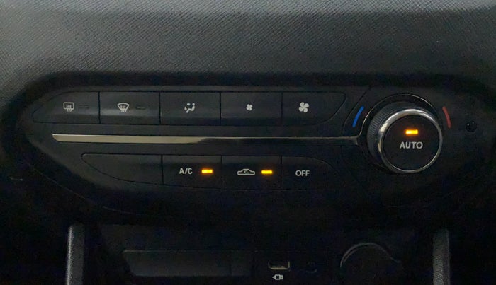2022 Tata PUNCH CREATIVE 1.2 MT KAZIRANGA EDITION , Petrol, Manual, 14,011 km, Automatic Climate Control