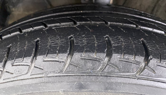 2019 Maruti Baleno DELTA 1.2 K12, Petrol, Manual, 21,539 km, Left Front Tyre Tread