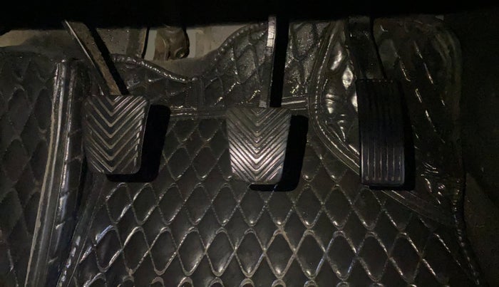 2017 Hyundai Elite i20 ASTA 1.2 (O), Petrol, Manual, 51,270 km, Pedals