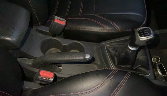 2017 Hyundai Elite i20 ASTA 1.2 (O), Petrol, Manual, 51,270 km, Gear Lever