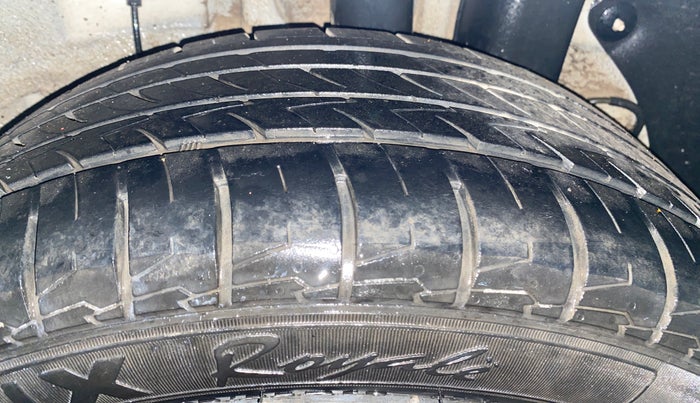 2017 Hyundai Elite i20 ASTA 1.2 (O), Petrol, Manual, 51,270 km, Left Rear Tyre Tread