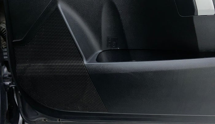 2016 Toyota Corolla Altis VL AT, Petrol, Automatic, 84,785 km, Speaker