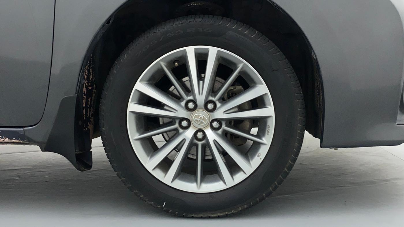 2016 Toyota Corolla Altis VL AT, Petrol, Automatic, 84,785 km, Right Front Wheel