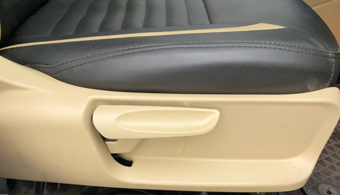 2018 Volkswagen Ameo HIGHLINE PLUS 1.5L AT 16 ALLOY, Diesel, Automatic, 42,170 km, Driver Side Adjustment Panel