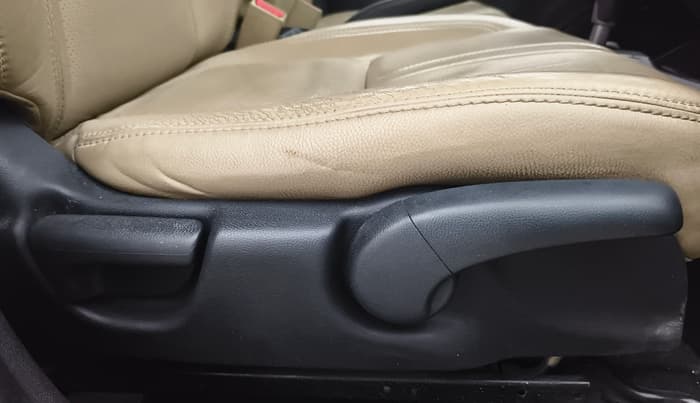 2016 Honda Jazz 1.2L I-VTEC V AT, Petrol, Automatic, 1,46,324 km, Driver Side Adjustment Panel