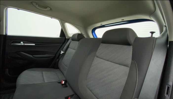 2020 KIA SELTOS HTK PLUS 1.5 DIESEL, Diesel, Manual, 11,840 km, Right Side Rear Door Cabin