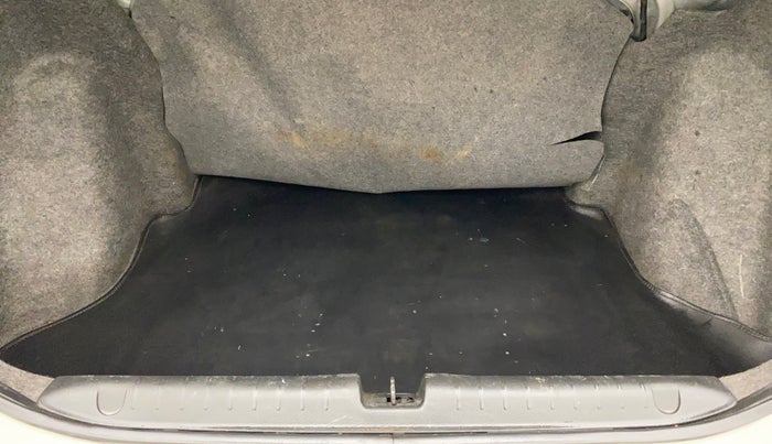 2021 Honda Amaze 1.2L I-VTEC VX CVT, Petrol, Automatic, 30,897 km, Boot Inside