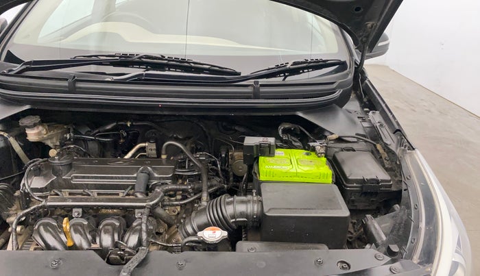 2016 Hyundai Elite i20 ASTA 1.2 (O), Petrol, Manual, 64,574 km, Engine View - Left