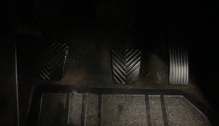 2016 Hyundai Elite i20 ASTA 1.2 (O), Petrol, Manual, 64,574 km, Pedals