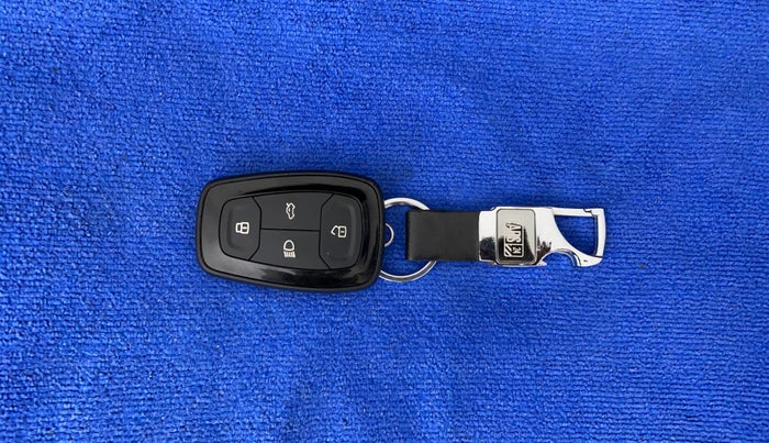 2021 Tata ALTROZ XZ DIESEL, Diesel, Manual, 63,776 km, Key Close Up