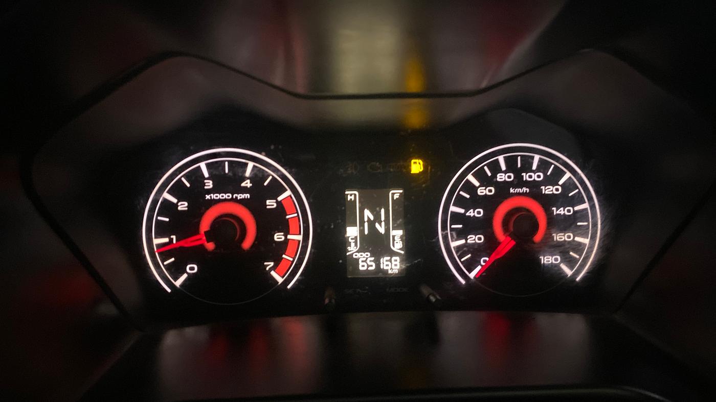 2016 Mahindra Kuv100 K4 6 STR, Petrol, Manual, 65,165 km, Odometer Image