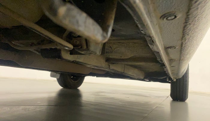 2011 Maruti Ritz VXI, Petrol, Manual, 96,515 km, Right Side Underbody