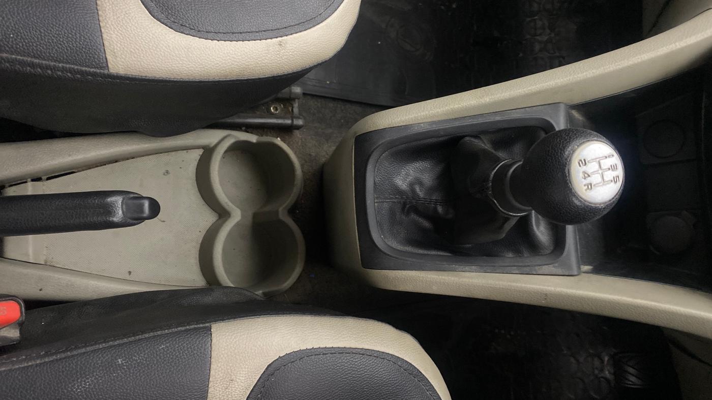 2016 Maruti Celerio LDI, Diesel, Manual, 69,066 km, Gear Lever