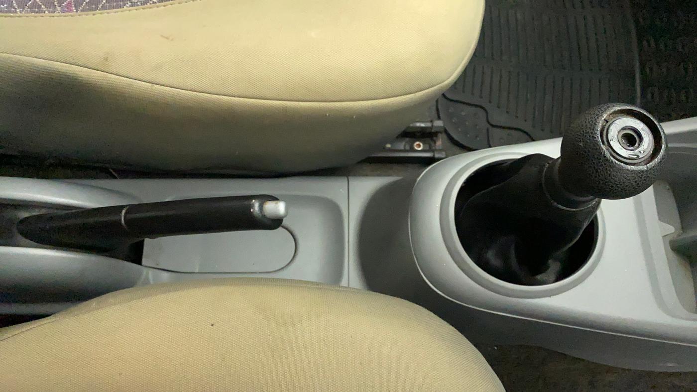 2010 Maruti A Star VXI, Petrol, Manual, 49,743 km, Gear Lever