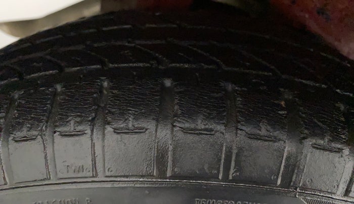 2010 Maruti A Star VXI, Petrol, Manual, 49,743 km, Right Rear Tyre Tread