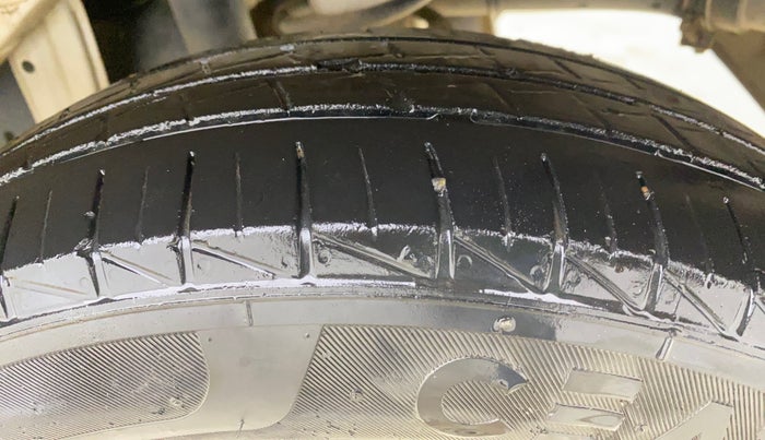 2020 Maruti Alto VXI, Petrol, Manual, 40,712 km, Left Rear Tyre Tread