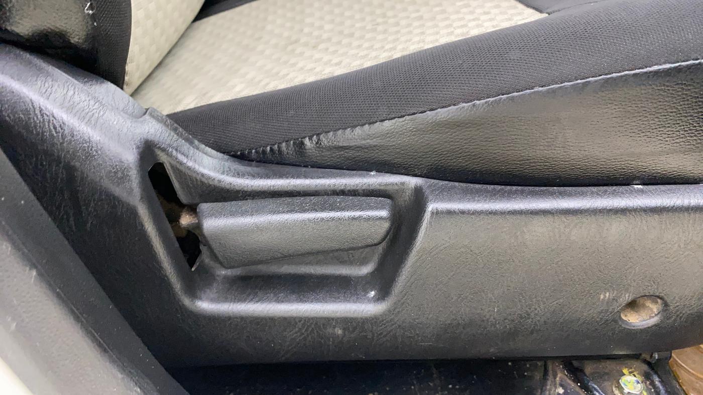 2020 Maruti Alto VXI, Petrol, Manual, 40,712 km, Driver Side Adjustment Panel